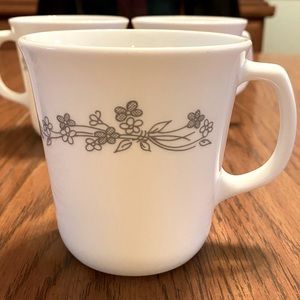 Corelle by CorningWare 7 oz Mugs (Set of 4)